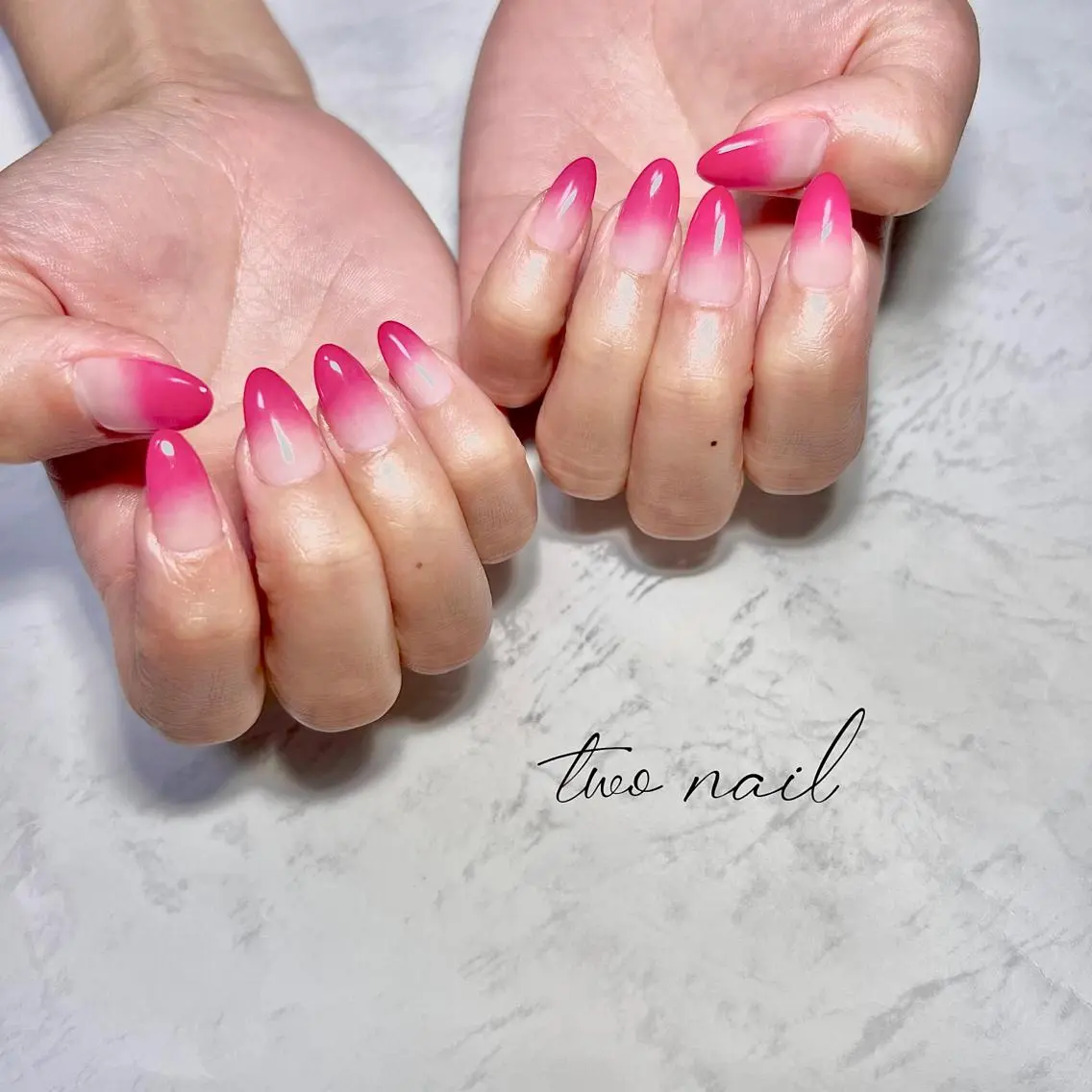 ネイル アートネイル フットネイル ハート ニュアンスネイル ホワイト ハンドネイル two nailのネイルデザイン