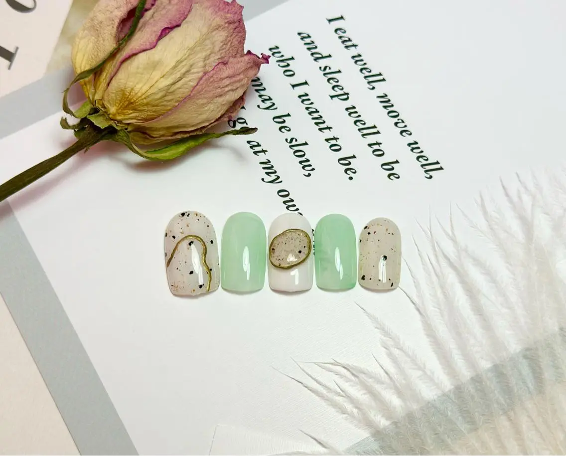 ネイル nail salon Feerieのネイルデザイン