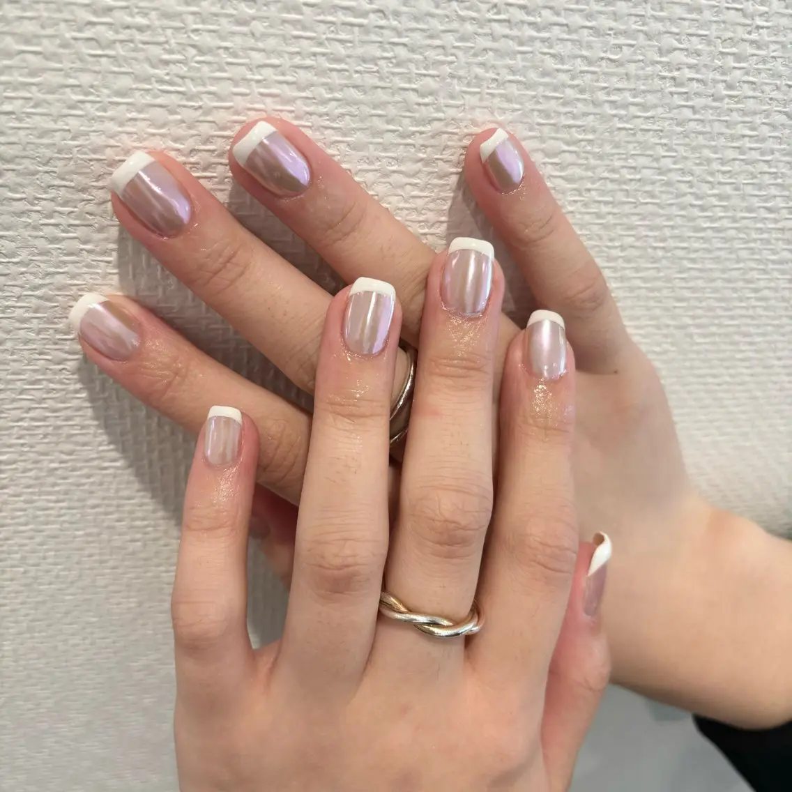 ネイル オーロラネイル ホワイト ハンドネイル -mooi.- M a h oのネイルデザイン