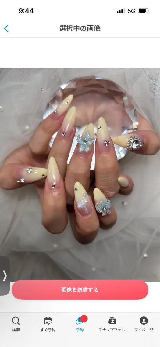ネイル ハンドネイル 🌈 Laule'aのネイルデザイン