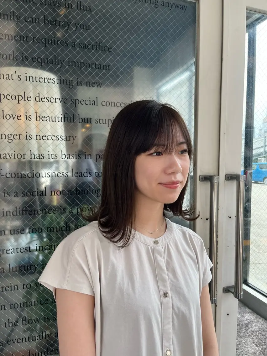 ミディアム カラー haruka / CosyVelvetのヘアスタイル