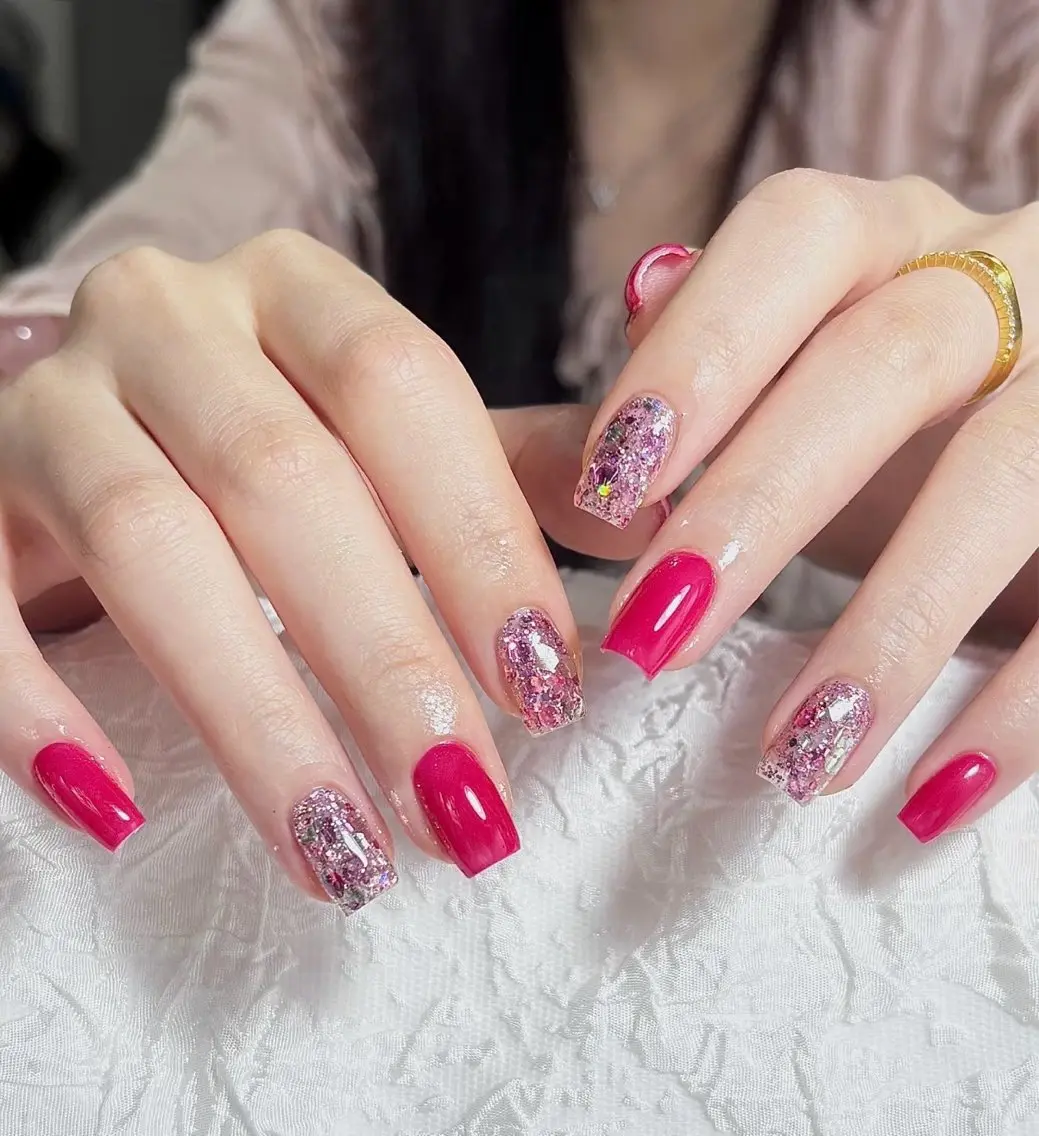ネイル アートネイル チークネイル 長さ出し フラッシュネイル キラキラネイル ハンドネイル ハンドケア For you. Nail Salonのネイルデザイン
