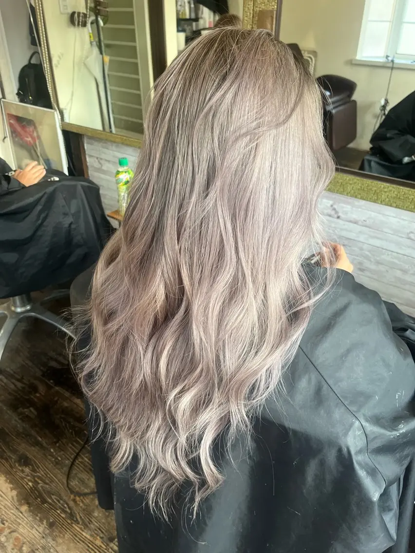 ロング カラー ヘアカラー 渡辺 健太のヘアスタイル