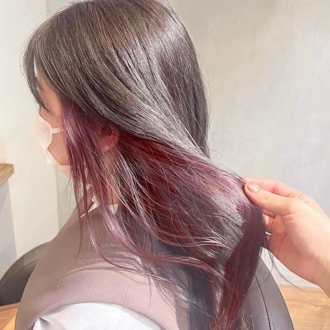 ロング カラー ヘアアレンジ カット ヘアカラー トリートメント 🤍透明感カラー︎ 🤍YUURI🤍のヘアスタイル