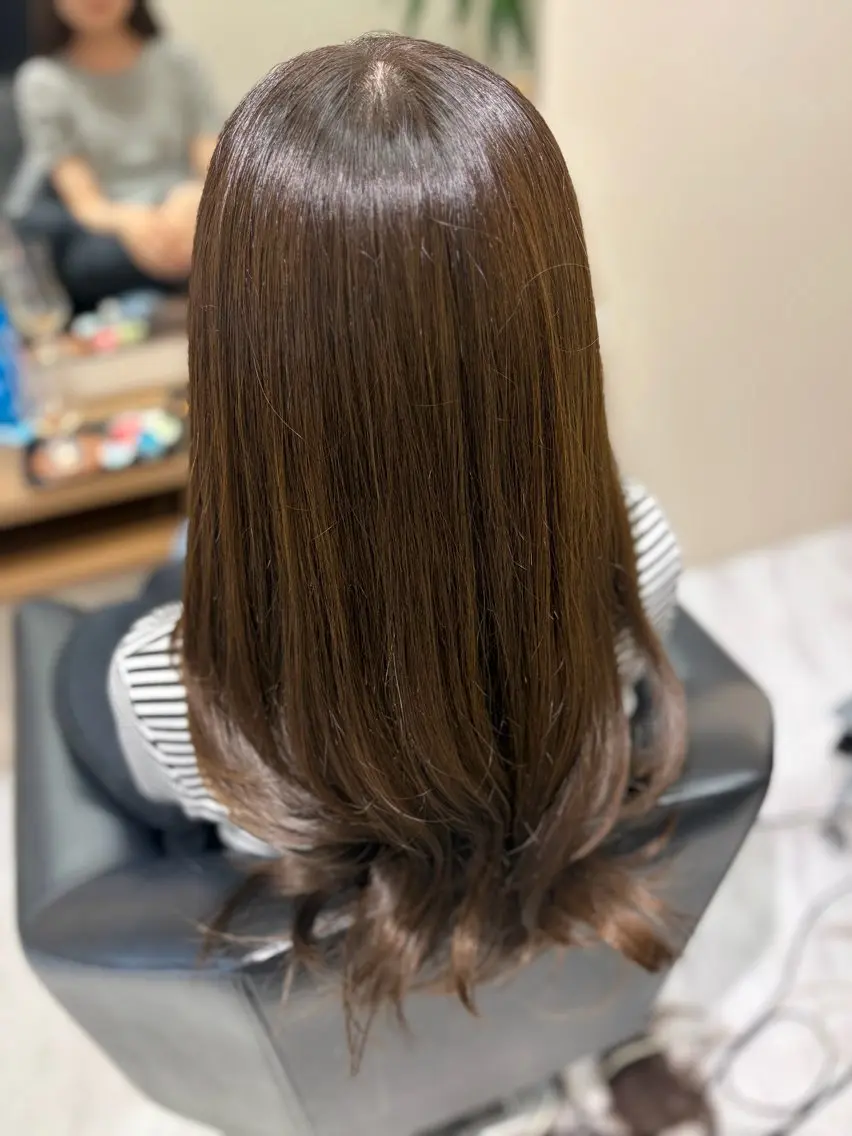 ロング カラー 山中 麗美のヘアスタイル