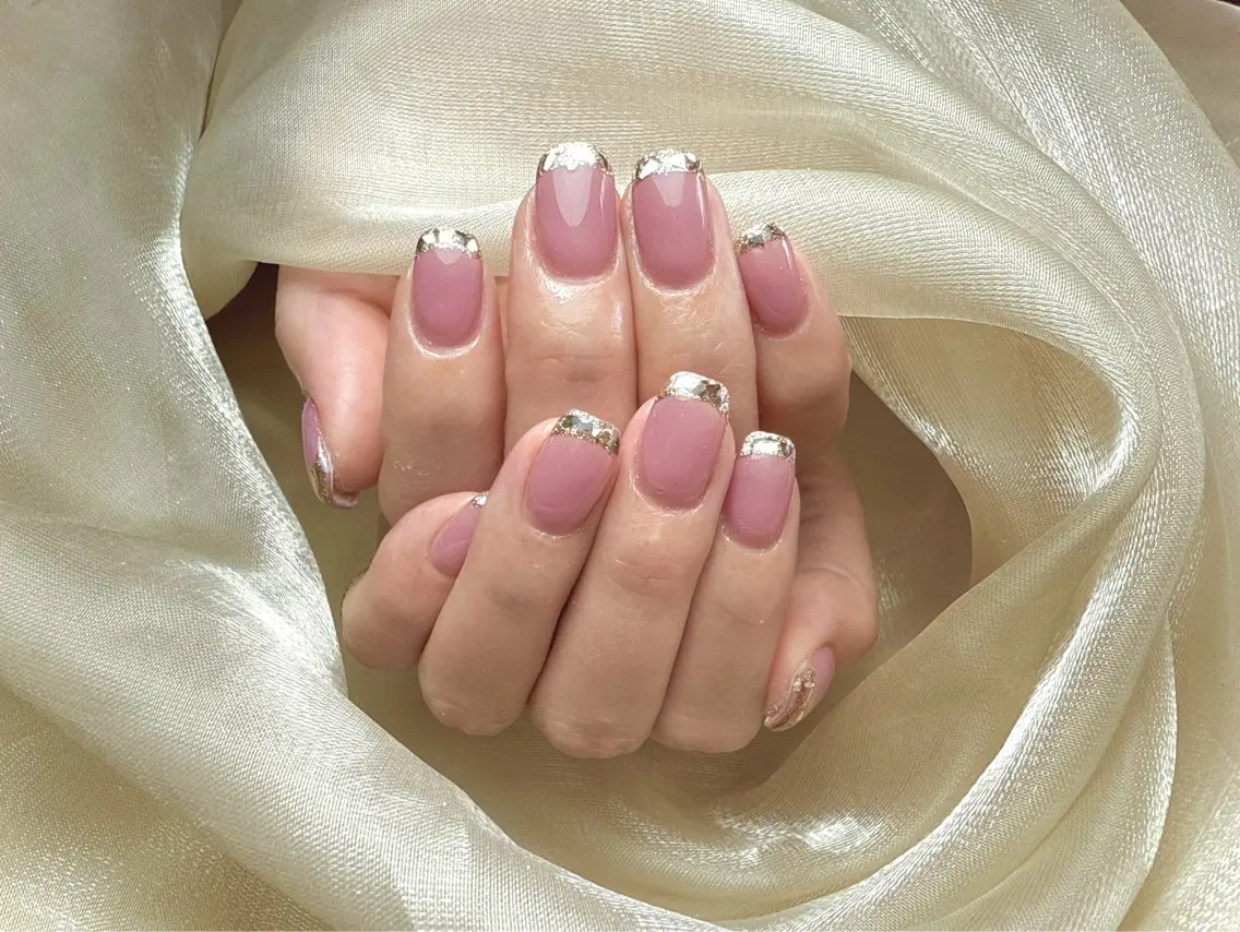 ネイル フレンチネイル ガラスフレンチ ハンドネイル ハンドケア L. Nailのネイルデザイン