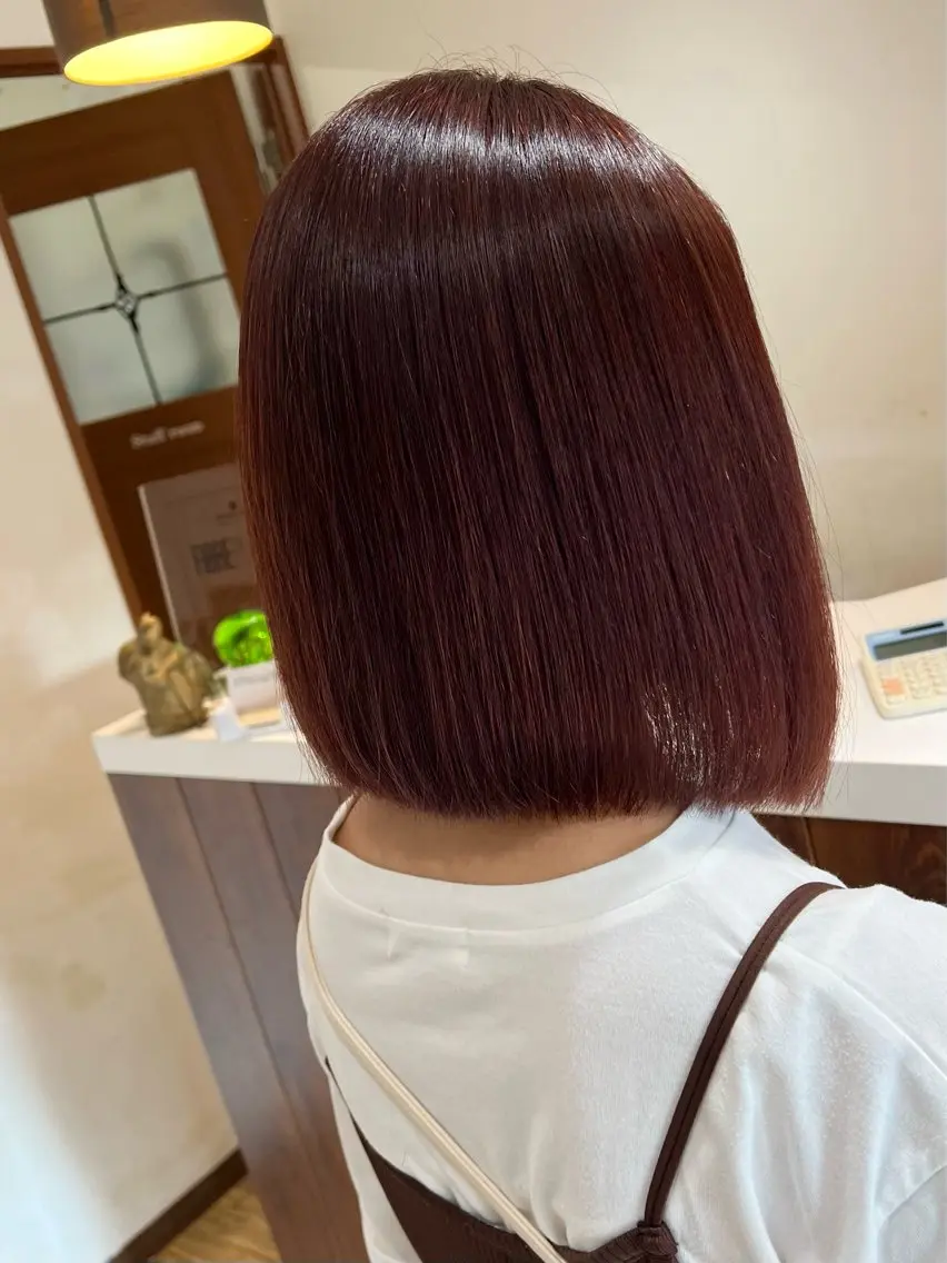 ショート 前下がりボブ ボブ カット ヘアカラー トリートメント Oishi🦮🐩 10月から産休のヘアスタイル