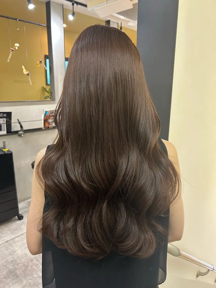 ロング カラー ベージュカラー ブリーチ ブラウンカラー ブラウンベージュ ブリーチなしカラー カット ヘアカラー トリートメント hubhair レイヤー/透明感のヘアスタイル