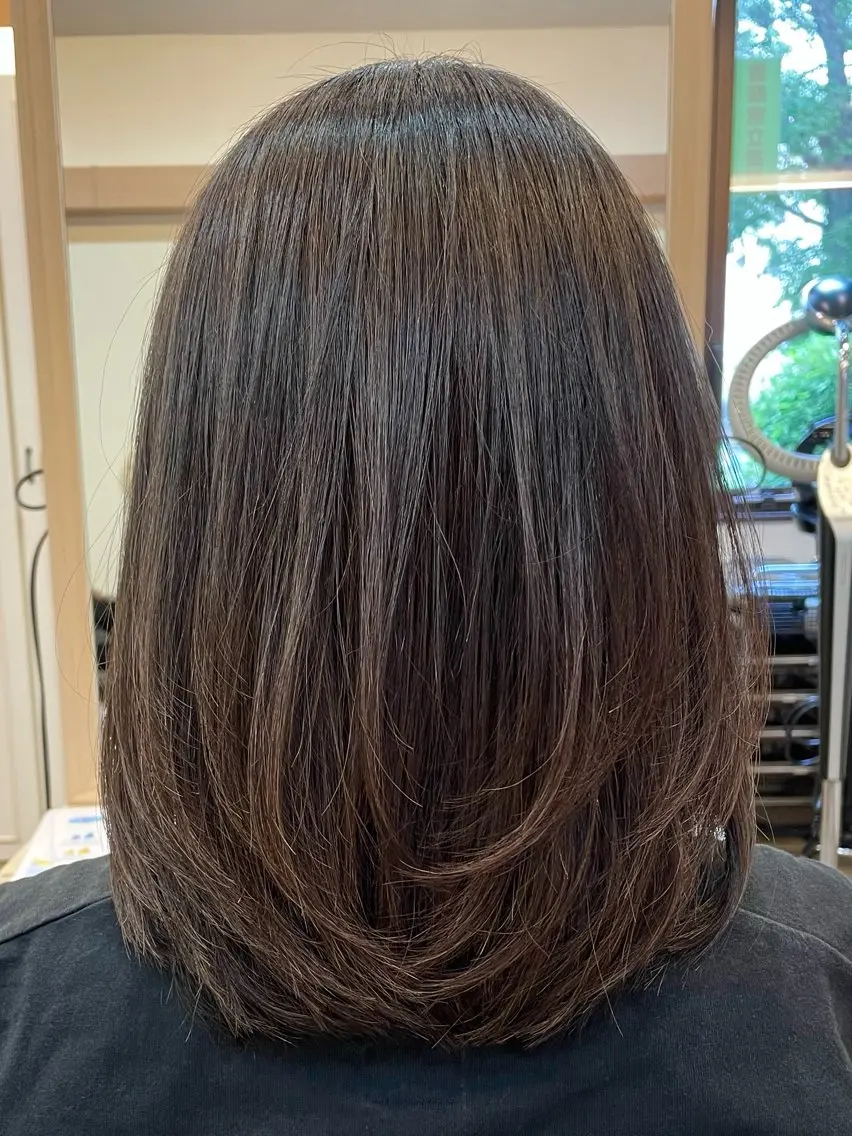 ミディアム レイヤーカット カット ヘアカラー sawa tamaeのヘアスタイル