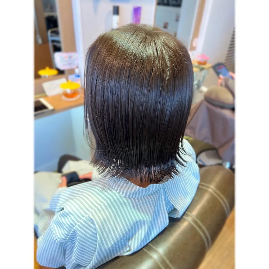ショート カラー アッシュ ベージュカラー ボブ カット ヘアカラー 堀 望美のヘアスタイル