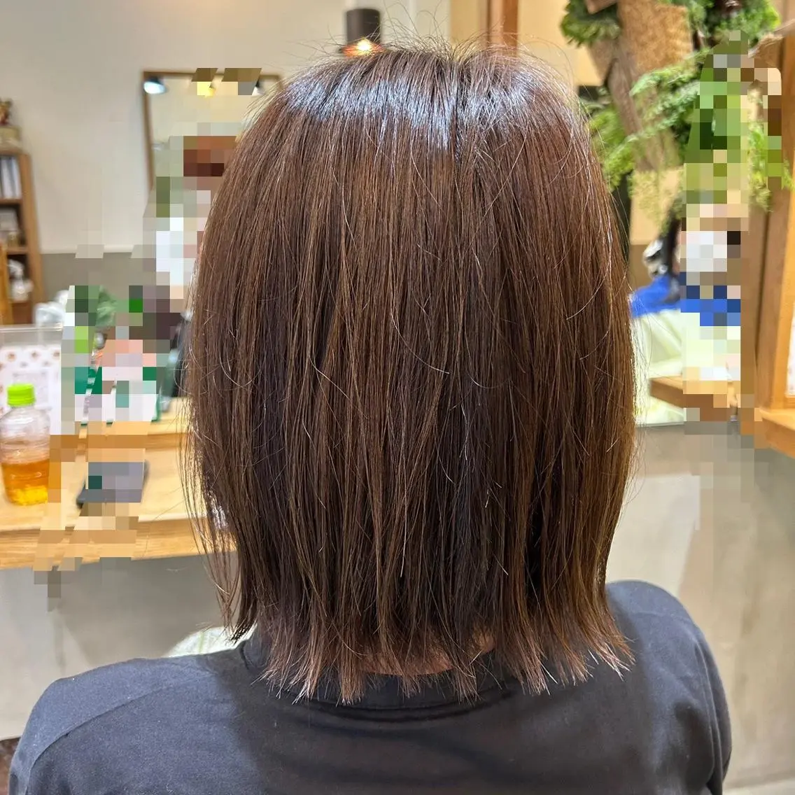 ショート カラー カット 縮毛矯正 トリートメント 若狭 彩花のヘアスタイル