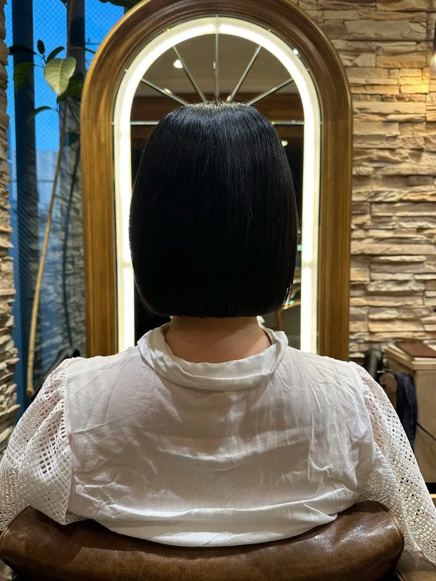 ボブカット+縮毛矯正の写真