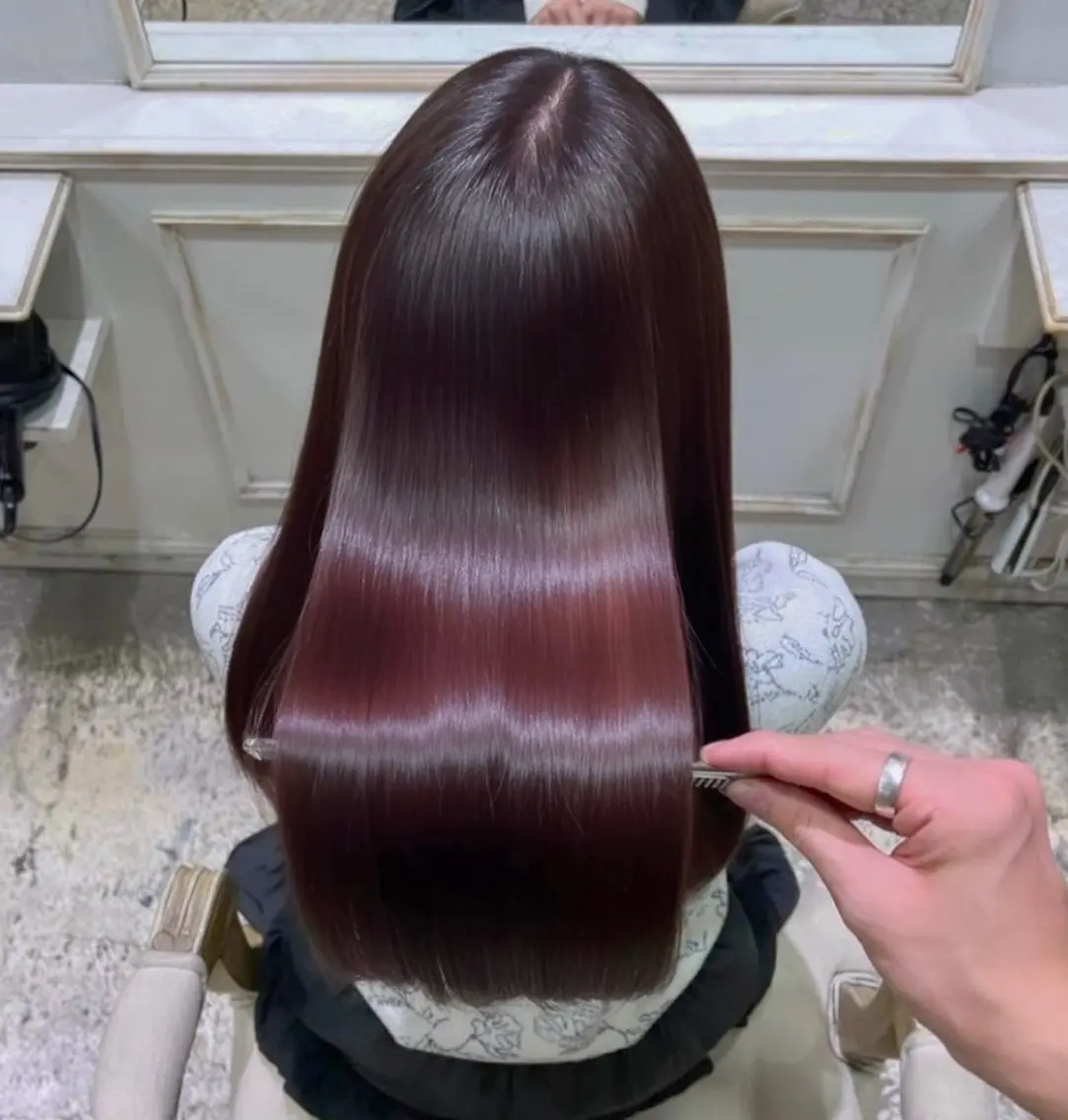 セミロング カット 縮毛矯正 トリートメント 美髪矯正 透明感 カラー⭐️ユウキのヘアスタイル