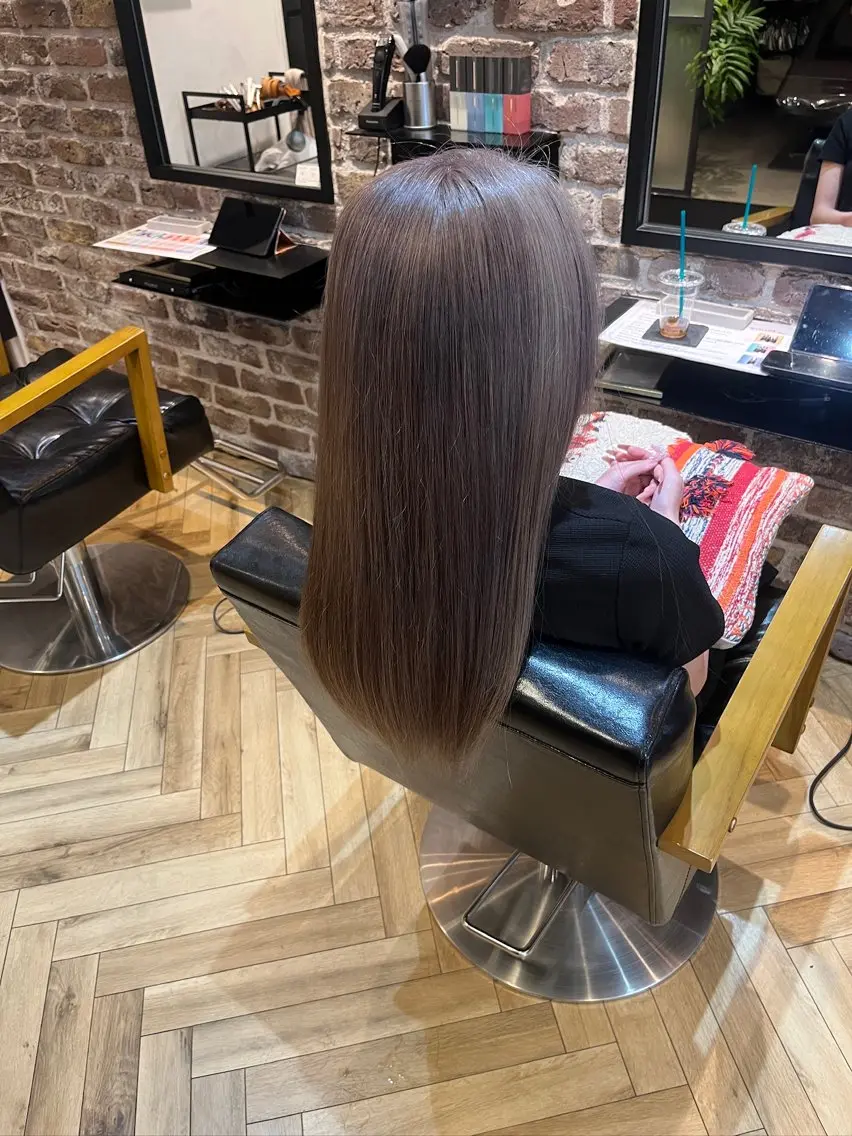 カラー ヘアカラー 小林 広汰のヘアスタイル