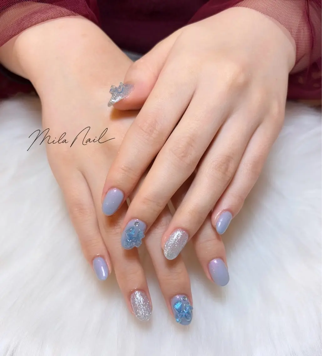 ネイル ブルー オフィスネイル シンプルネイル 夏ネイル ハンドネイル Mila Nail🐈のネイルデザイン