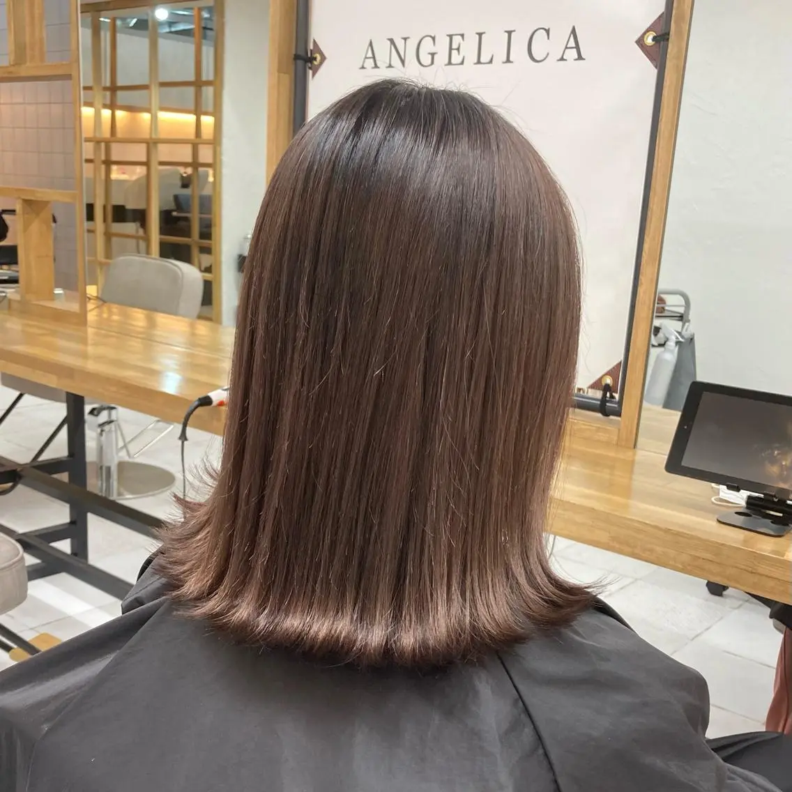 ミディアム カラー ヘアカラー トリートメント 韓国レイヤーカット★ 小林大樹のヘアスタイル