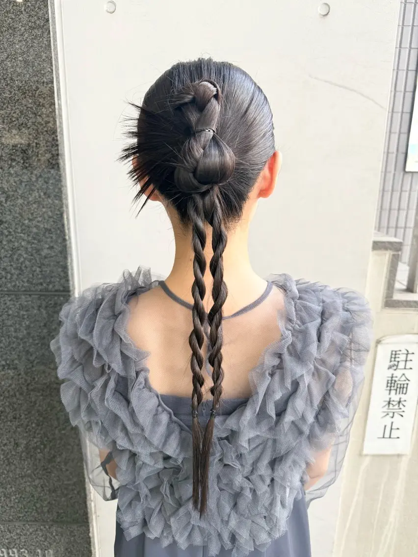ヘアアレンジ ヘアセット オタク美容師☃️🩵 ヘアアレンジ/暗髪のヘアスタイル