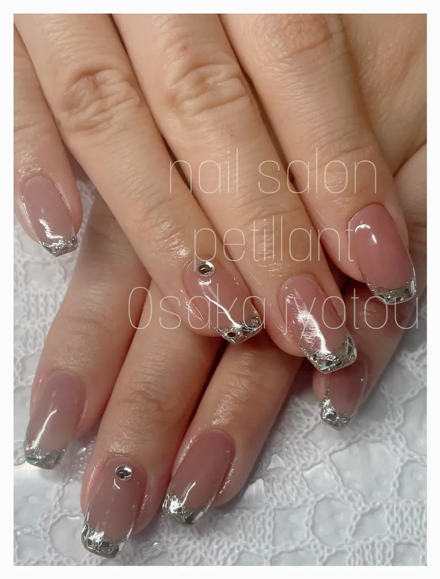 ネイル アートネイル フレンチネイル ガラスフレンチ 卒業式 春ネイル nail salon petillantのネイルデザイン