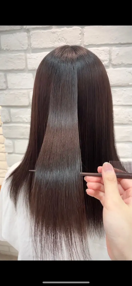 セミロング ダブルカラー/ レイヤー🍒齋藤 澪のヘアスタイル