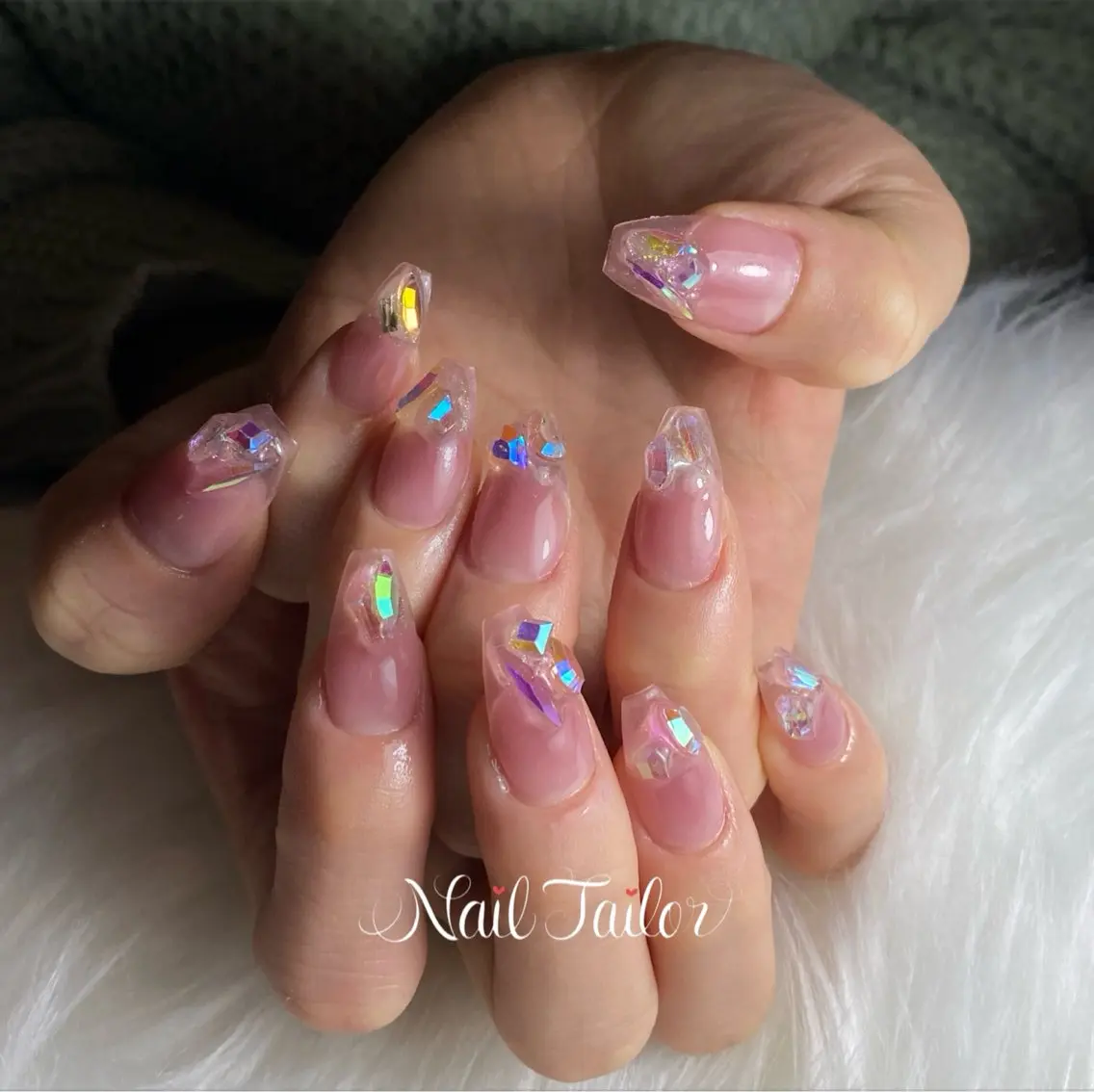 ネイル チークネイル クリアネイル 成人式 長さ出し キラキラネイル ハンドネイル NailTailor ネイルテイラーのネイルデザイン