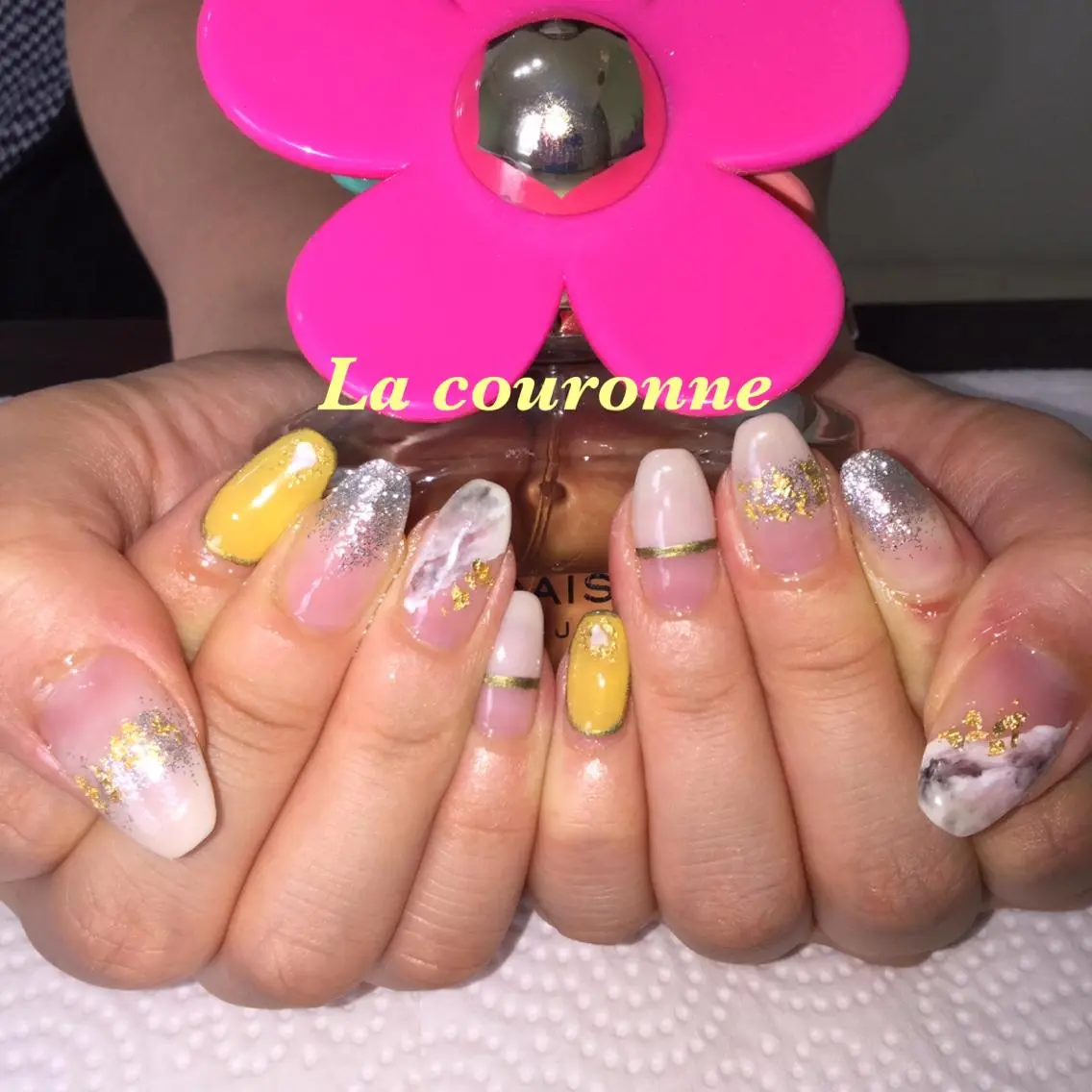 ネイル ハンドネイル Lacouronne NATSUMIのネイルデザイン