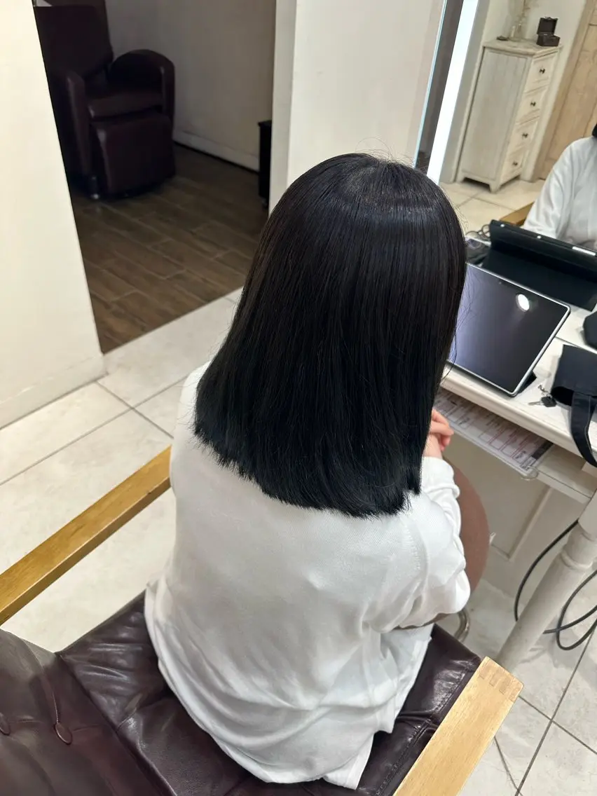 ショート カラー 黒髪 ブリーチ ブルーカラー ブルーブラック 艶髪／ブリーチ🌟 銀座/HARUKAのヘアスタイル