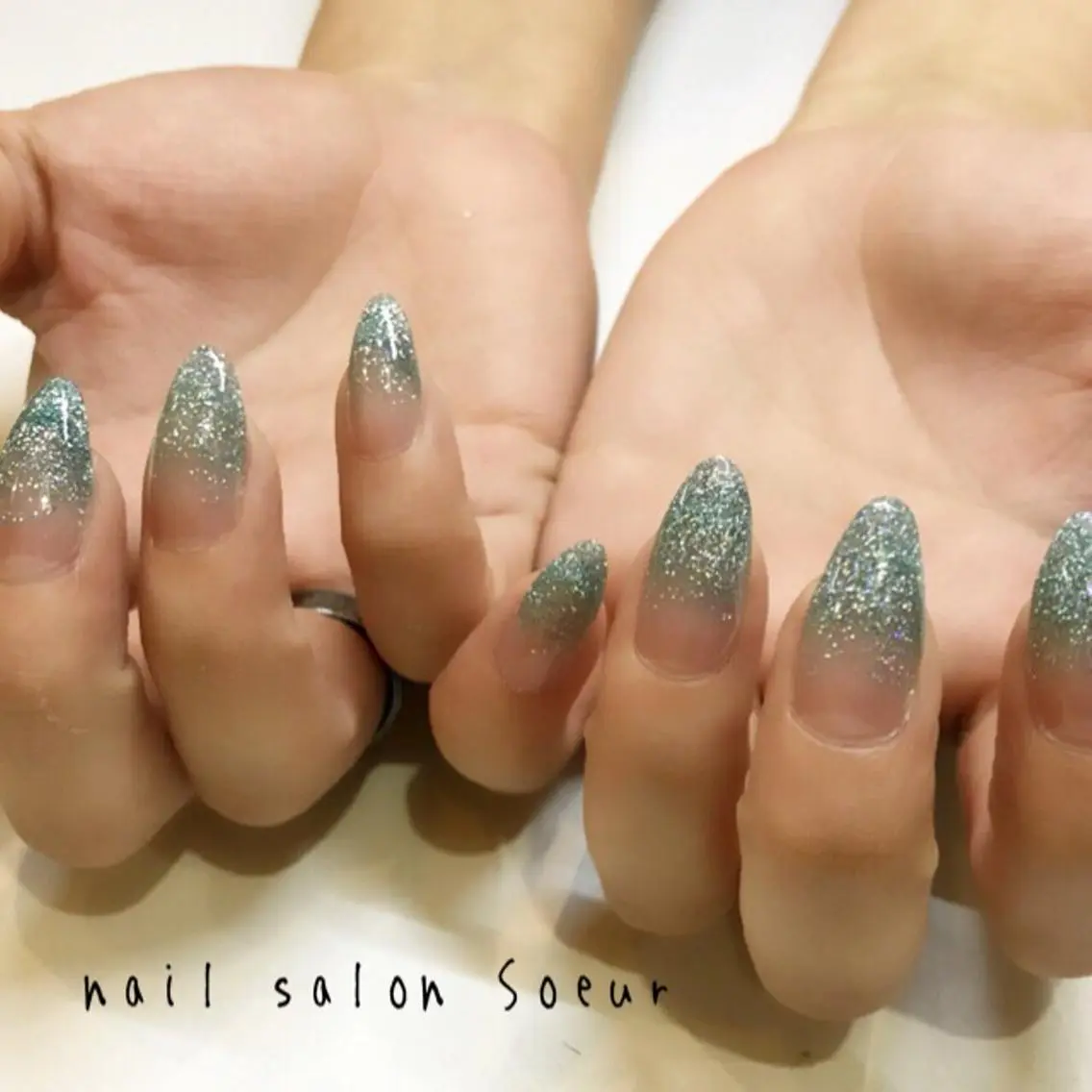 ネイル 長さ出し グラデーション ラメ(グリッター) ラメグラデーション スカルプネイル nail salon Soeurのネイルデザイン
