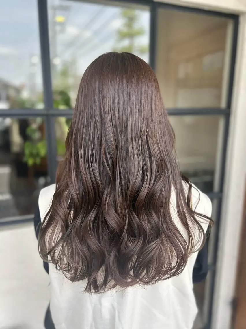 ロング カラー カット ヘアカラー 井上 花音のヘアスタイル