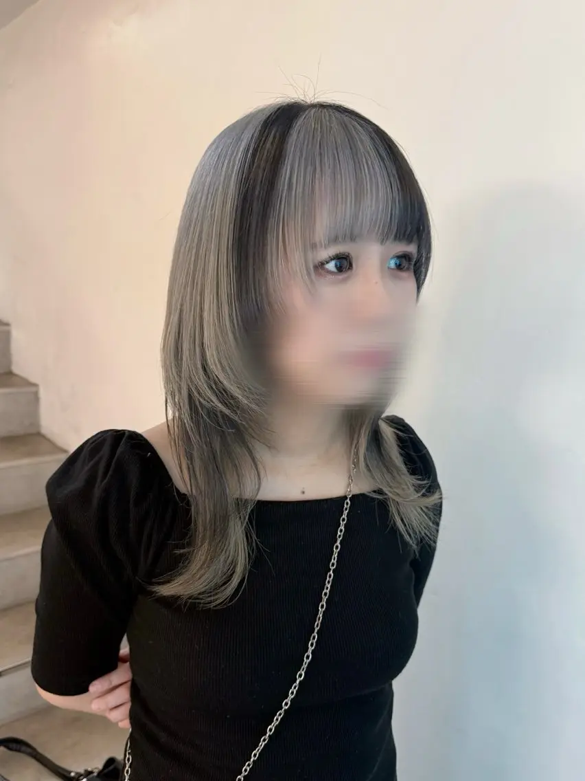 ミディアム カラー デザイン/レイヤーカ ット🪐˚⌖MIHOのヘアスタイル