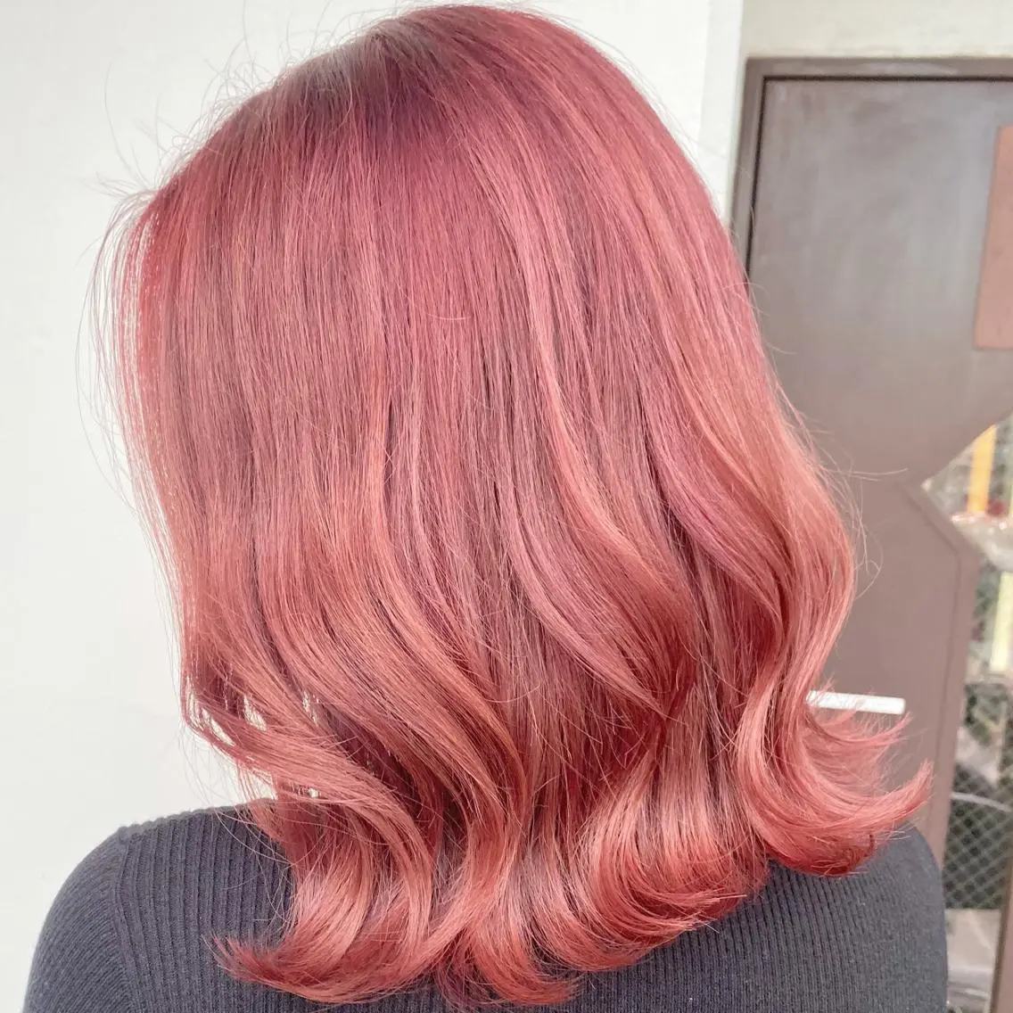 ミディアム カラー パーマ ヘアアレンジ メンズ ショートボブ メンズブリーチ ブリーチ ケアブリーチ ダブルカラー ヘアカラー 艶ピンク*ヘアセット 🌙shioriのヘアスタイル