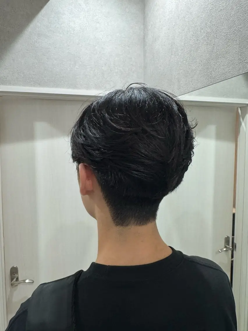 ミディアム メンズ カット 遠藤雄人/メンズ /センターパートのヘアスタイル