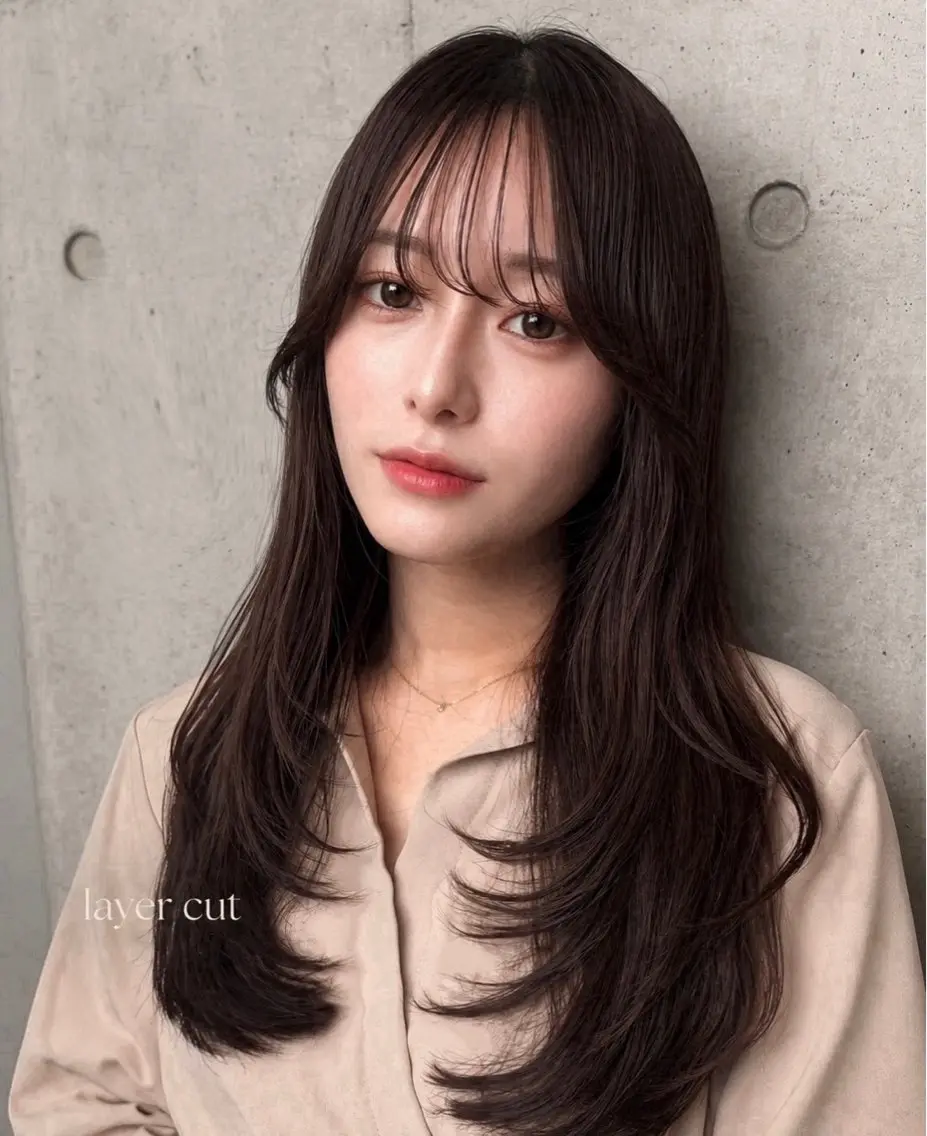 セミロング カラー ヘアアレンジ グレージュ くびれヘア 顔まわりレイヤー ハッシュカット 韓国風ヘア カット ヘアカラー トリートメント 🌫️大人韓国ヘア 🌫️naoyaのヘアスタイル