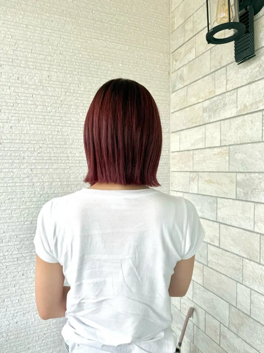 ミディアム カラー ヘアカラー トリートメント YUKA .のヘアスタイル