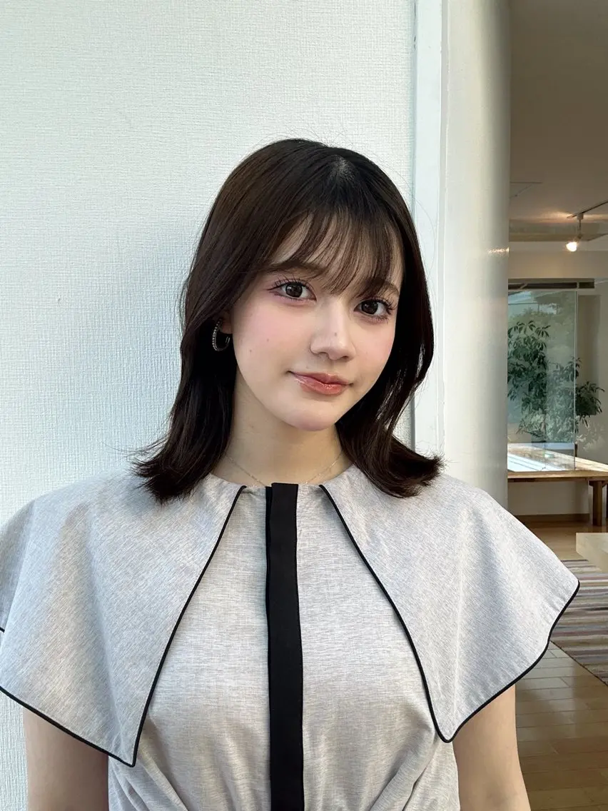 セミロング くびれヘア 渋谷の小さな美容室 🫧🪽愛子のヘアスタイル