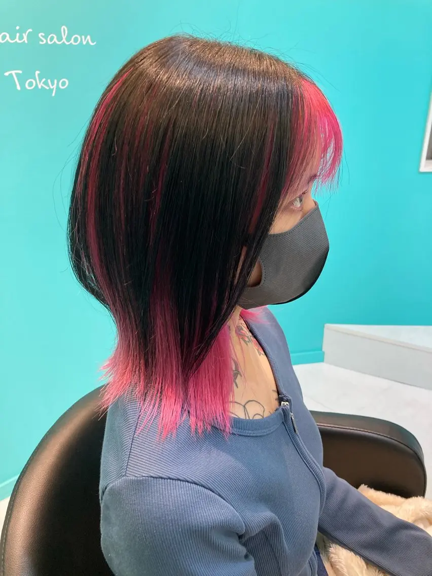 ミディアム カラー ミストバング フェイスフレーミング 外ハネヘア 🫧透明感✨ブリーチ 💫ダメージレス🫧のヘアスタイル