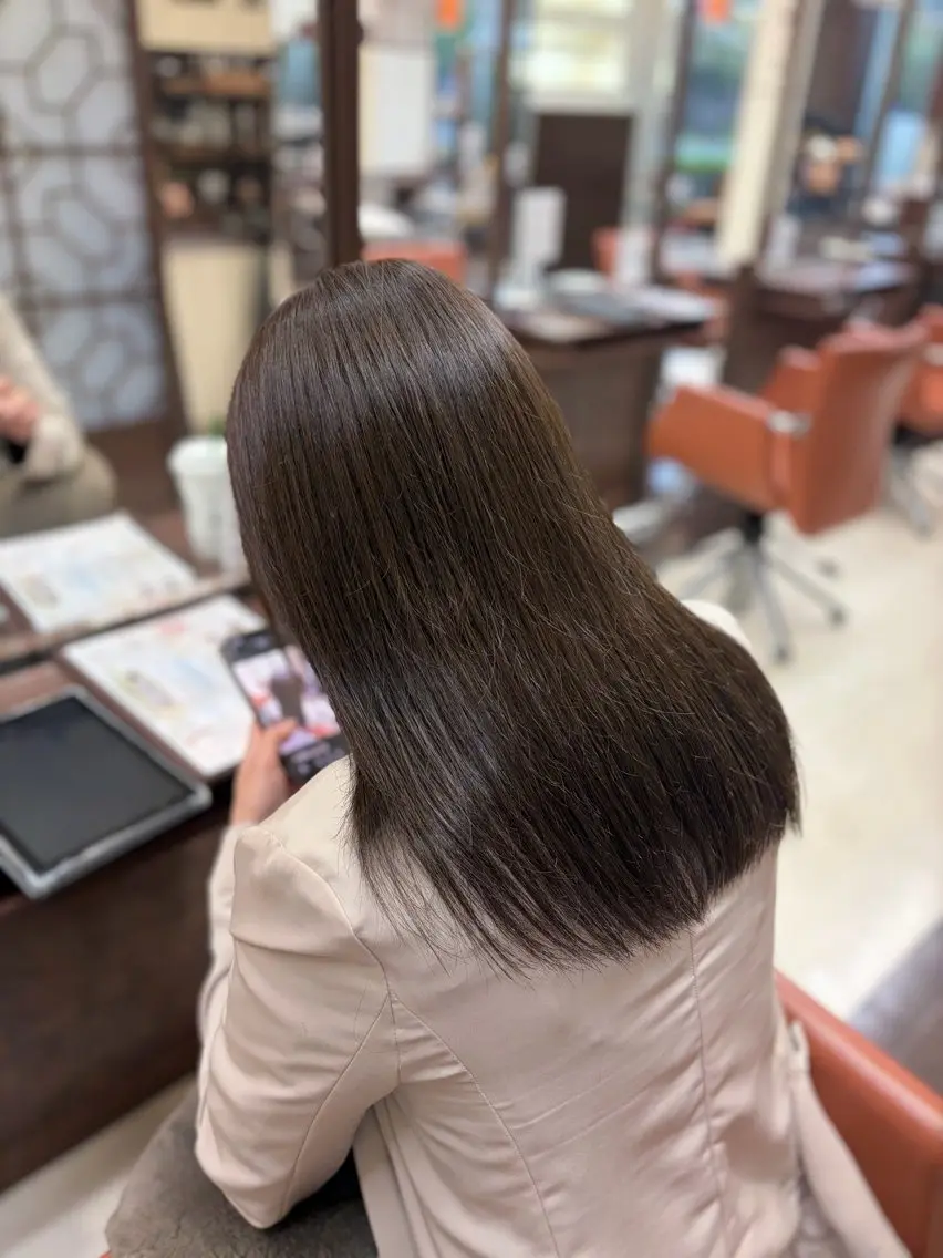 ロング カラー ベージュカラー モカベージュ 🌻トレンドカラー /艶カラー/あい🌻のヘアスタイル