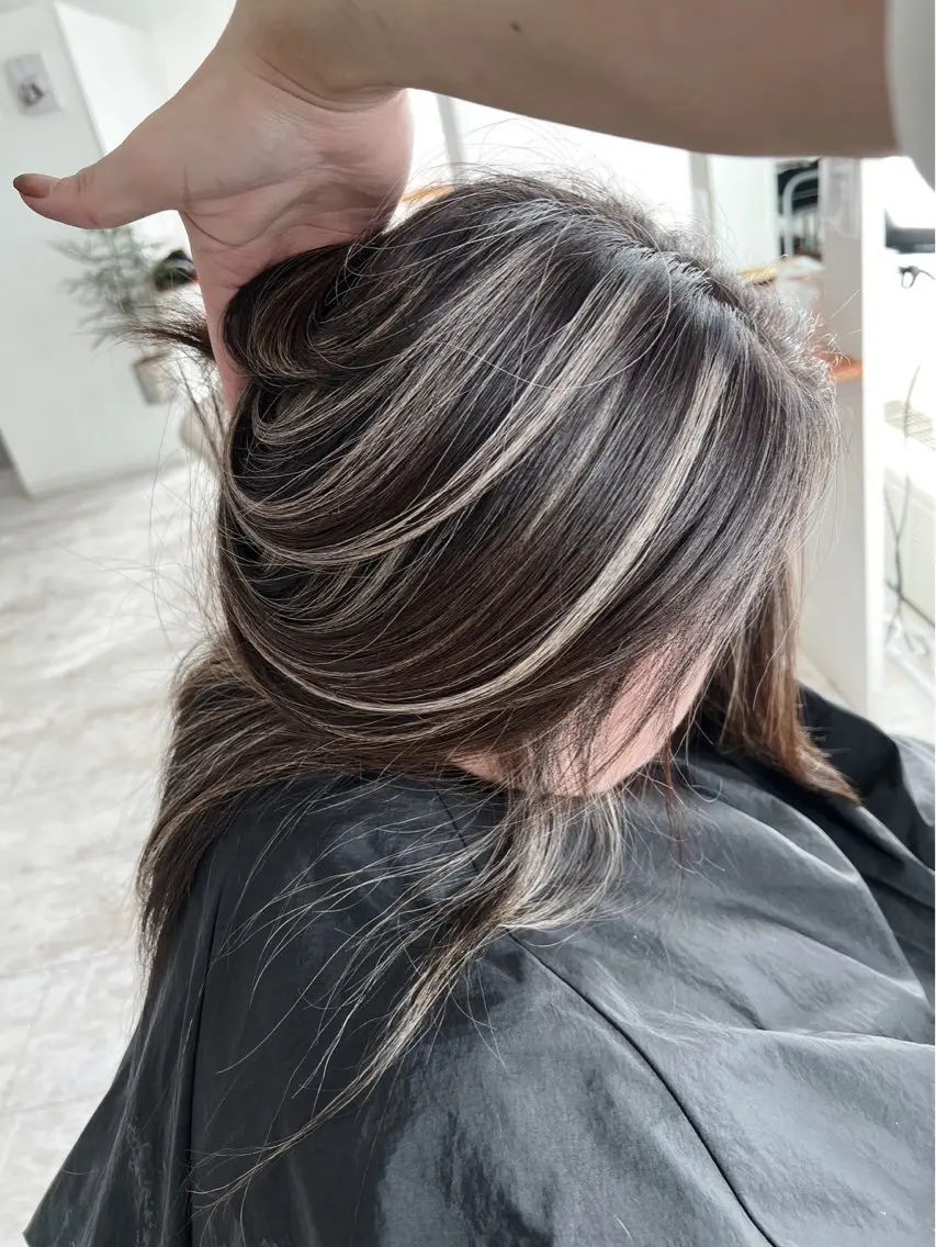 セミロング カラー ダークグレー ダークグレージュ グレージュ ハイライトカラー ハイライト 指名数No.1 /NAOYAのヘアスタイル