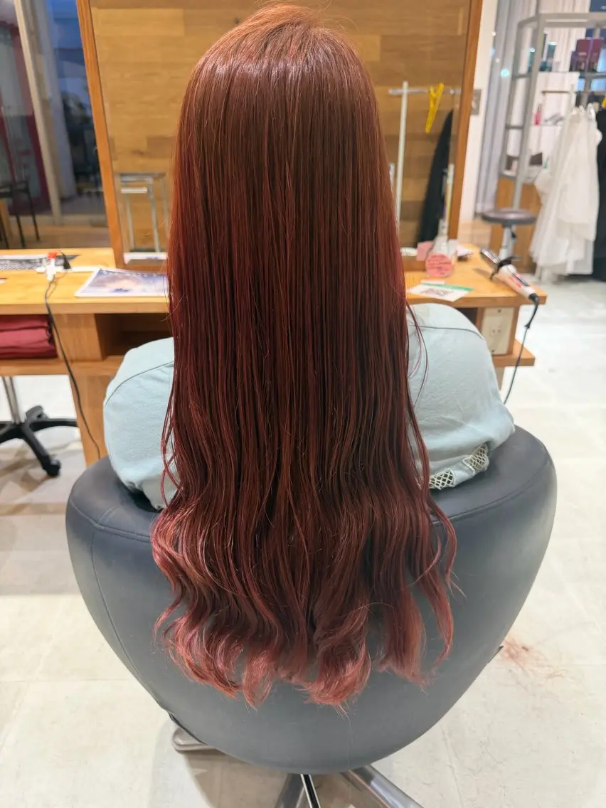 ロング ピンクブラウン 今田 咲夢のヘアスタイル