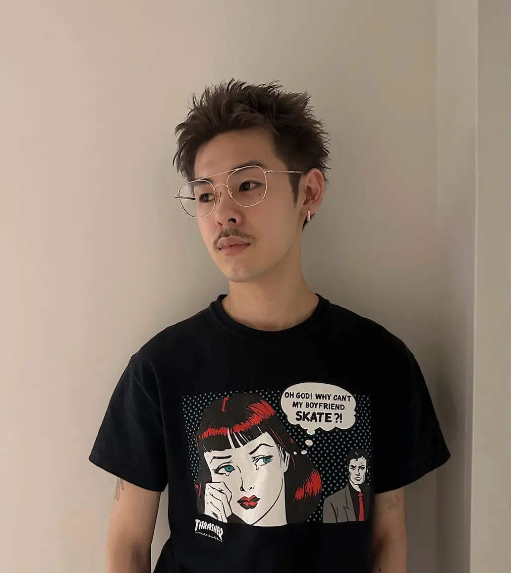 ショート カラー グレージュ 竹中 彩音のヘアスタイル
