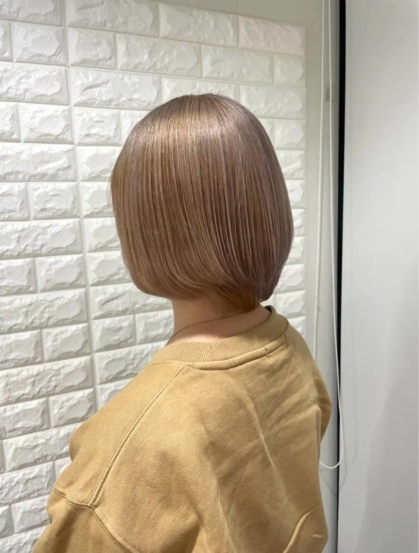 ダブルカラー(全頭ブリーチorインナーorハイライト+カラー+シルクトリートメント)の写真