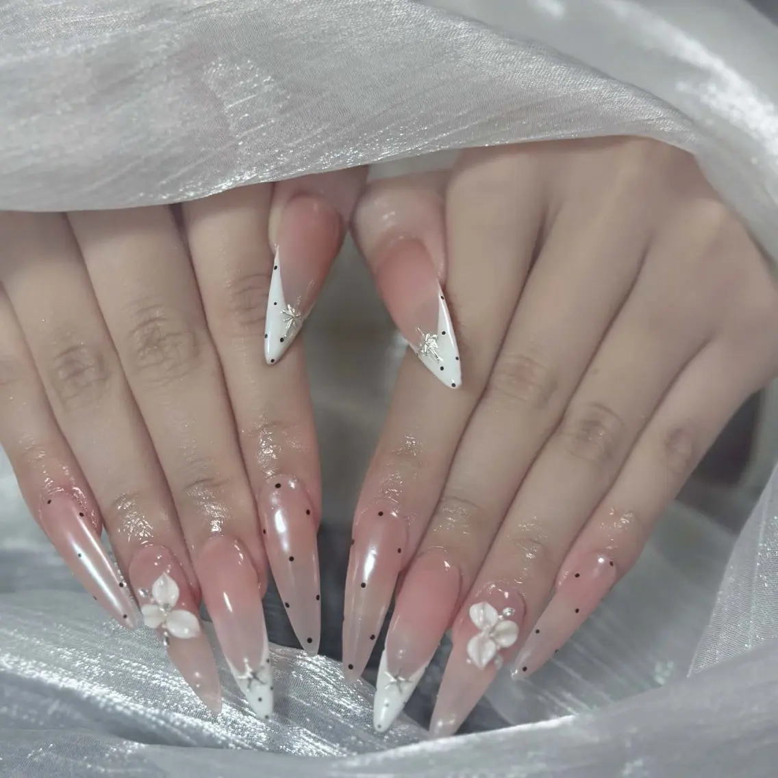 ネイル ハンドネイル AURORA nail salonのネイルデザイン