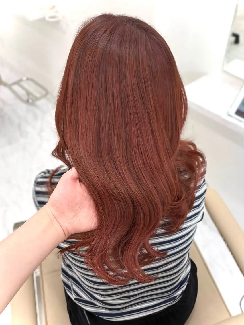 セミロング カラー ヘアカラー 河合 愛実のヘアスタイル