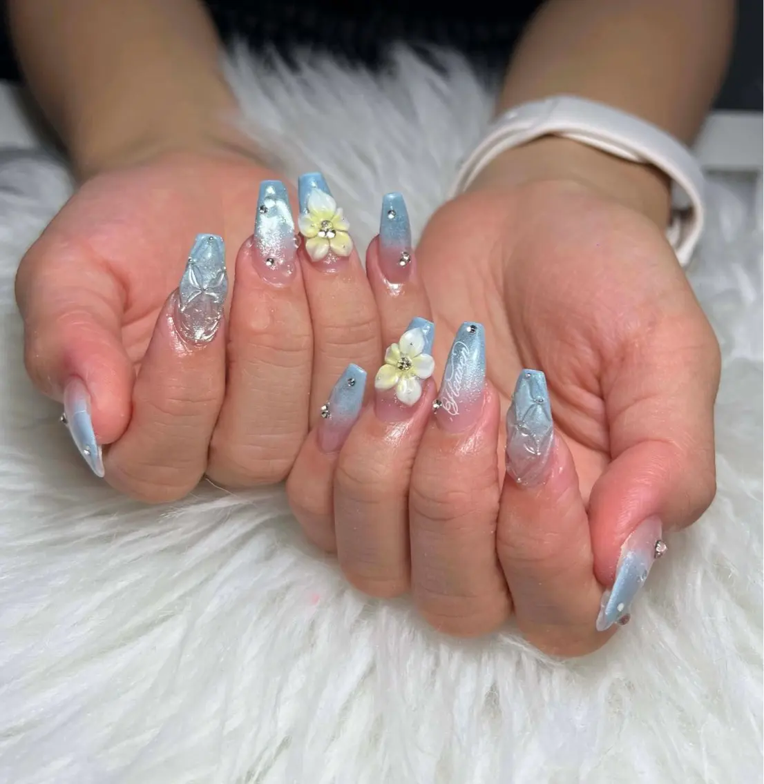 ネイル ハンドネイル Rinaky Amee Nailのネイルデザイン