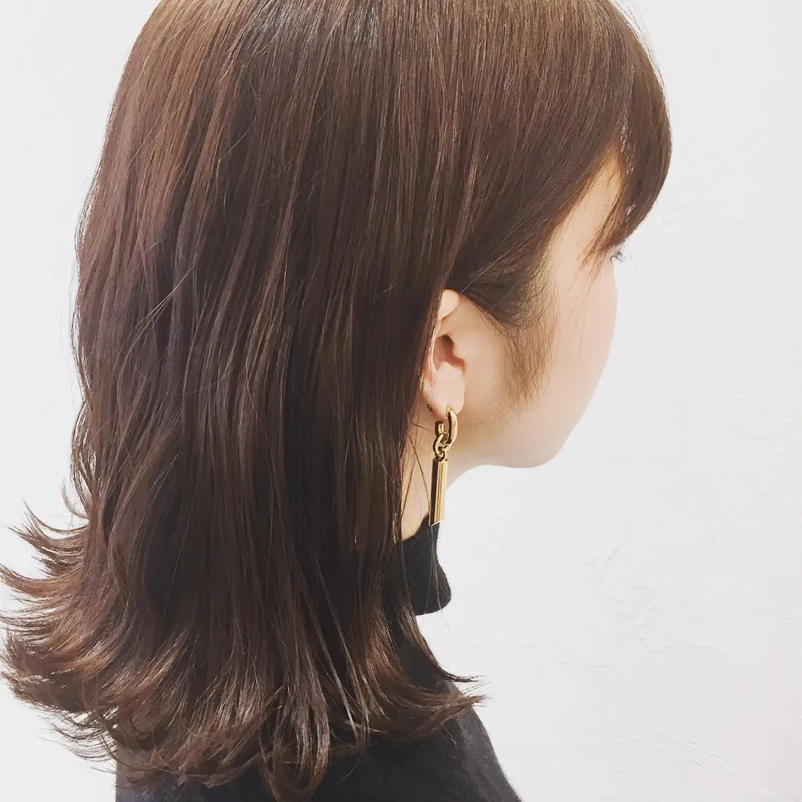 ミディアム 外ハネヘア 日野・八王子レイヤー ワタナベリョウマのヘアスタイル