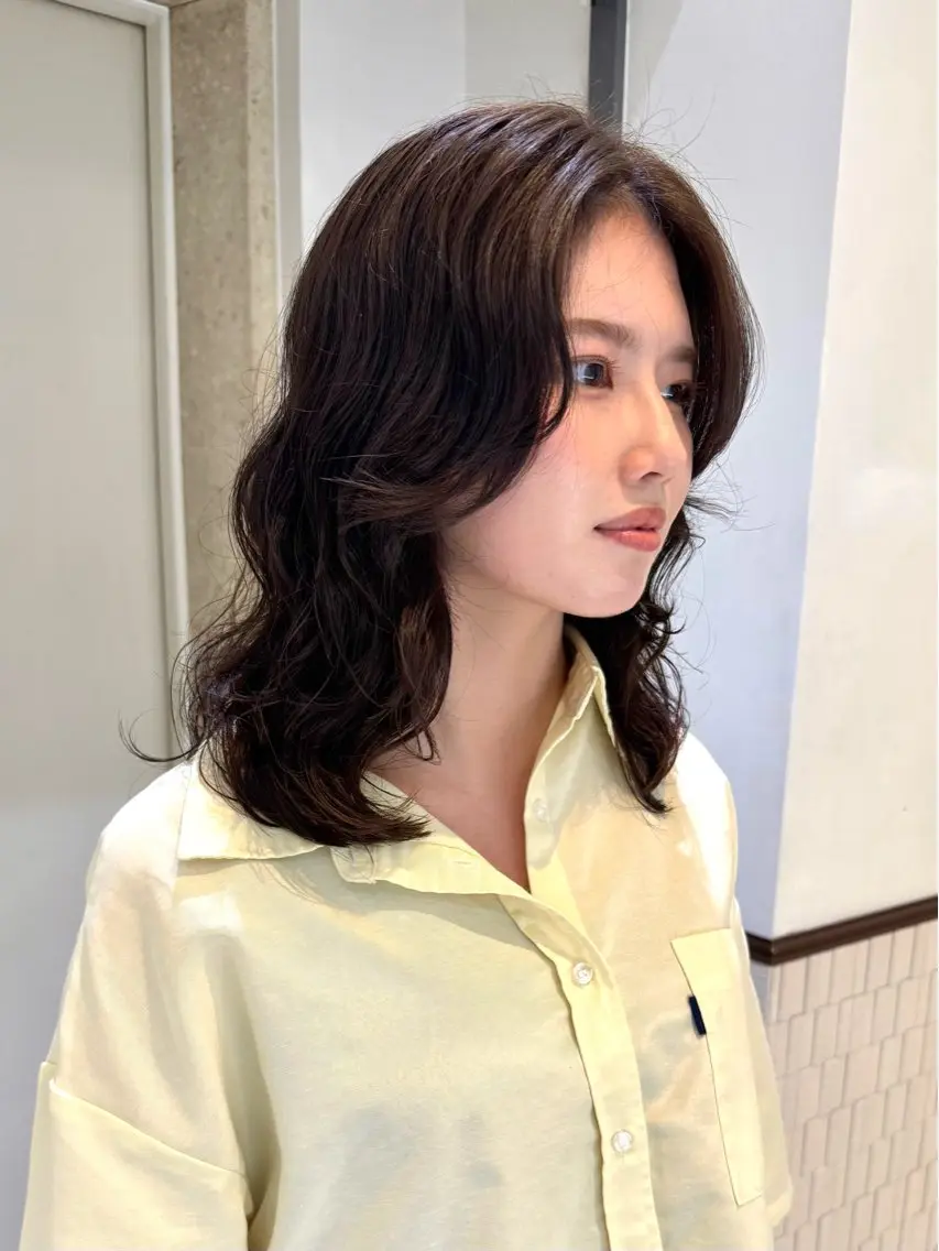 ミディアム パーマ ミディアムパーマ カット パーマ トリートメント 🌀デジタルパーマ ボブ　萩原　龍のヘアスタイル