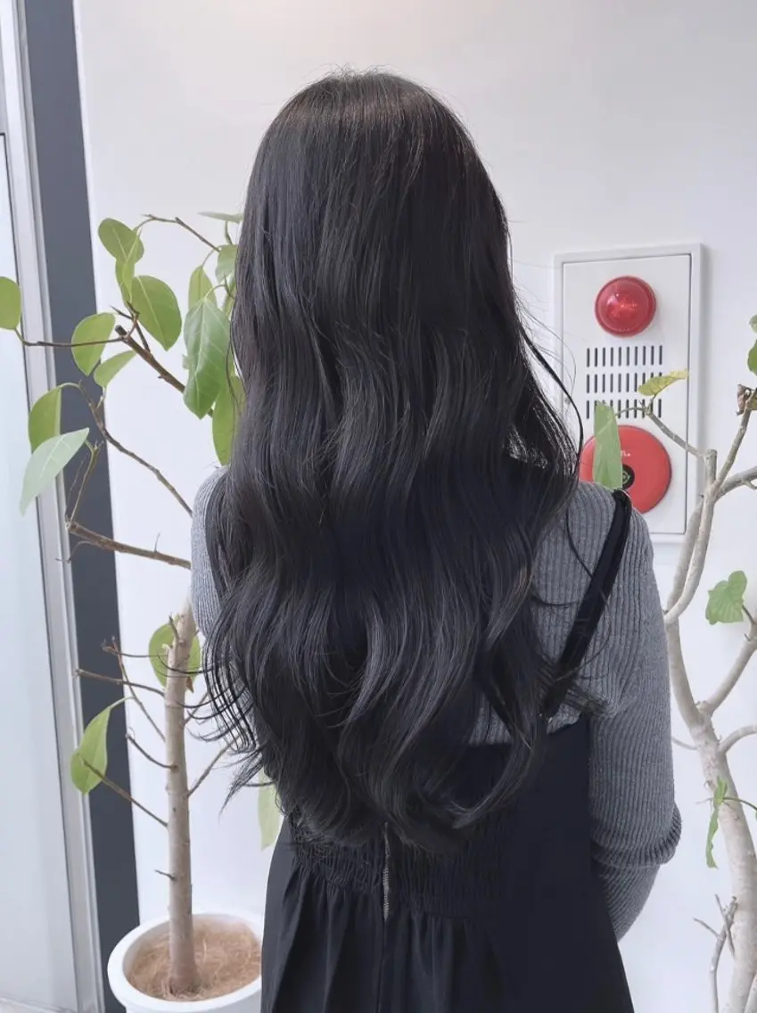 ミディアム カラー カット ヘアカラー トリートメント 🌫️大人韓国ヘア 🌫️naoyaのヘアスタイル