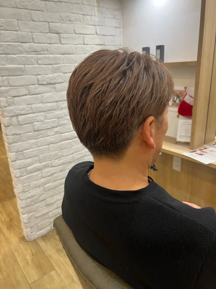 メンズ 刈り上げ 竹内 愛理のヘアスタイル