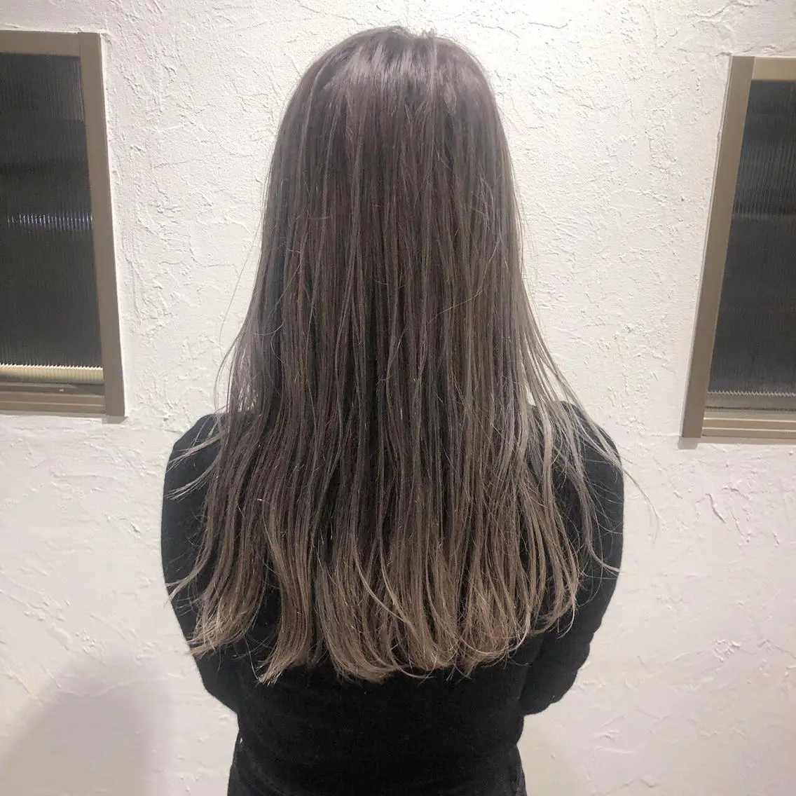 ロング カラー ダブルカラー 藤岡 由起のヘアスタイル