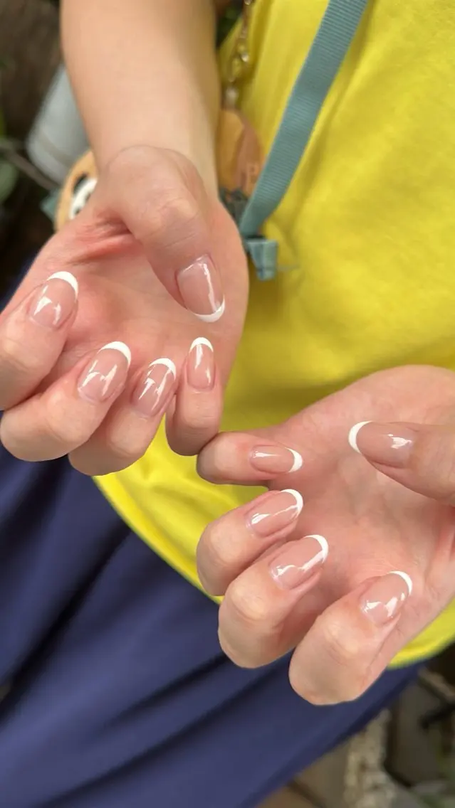 ネイル フレンチネイル シンプルネイル SAKU nail 作島茜のネイルデザイン