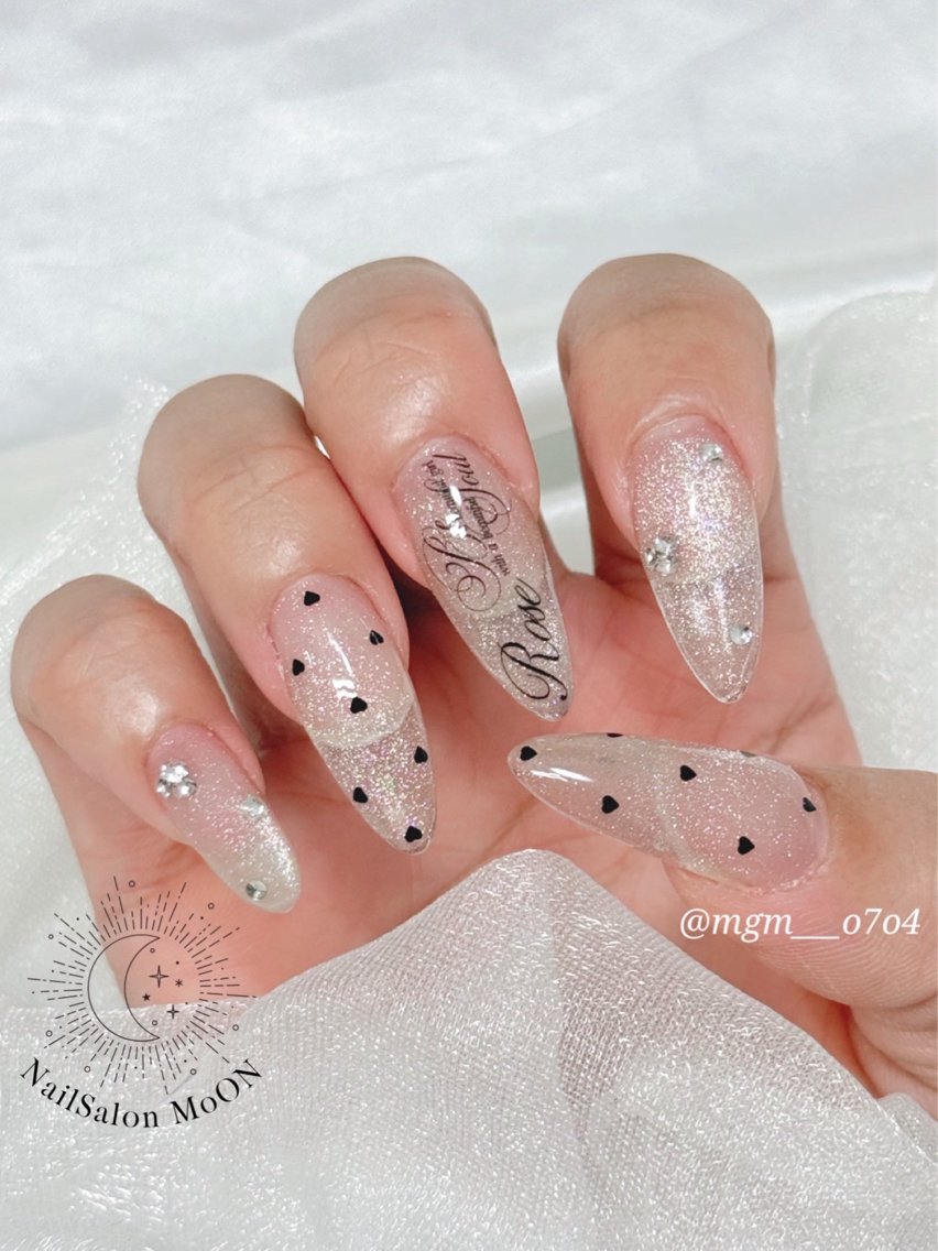 ハンドネイル ハンドケア MoON...❤︎ MeGuのネイルデザイン